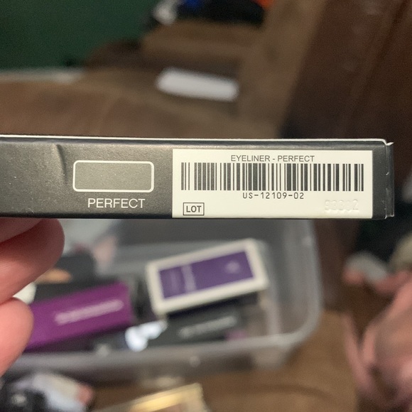 MOODSTRUCK PRECISION pencil eyeliner - Picture 2 of 3